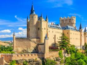Segovia: 1 o 2 noches con desayuno y detalle de bienvenida
