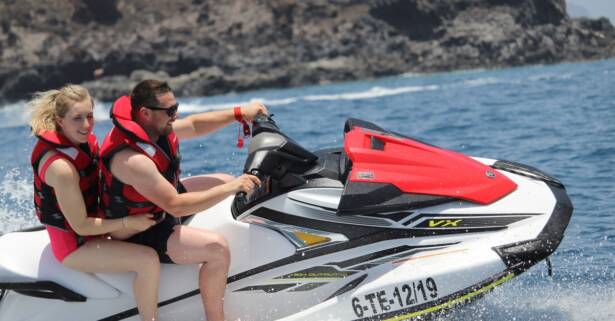 Excursión en moto de agua