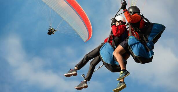 Curso de enseñanza para volar en parapente para una persona