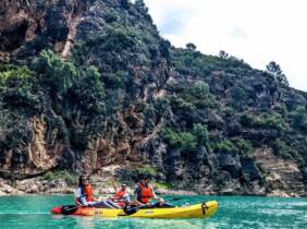 Alquiler de kayak o paddle surf con tentempié y fotos en Ribesalbes