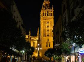 Tour Sevilla Encantada para 2 o 4 en Naturanda Turismo Ambiental