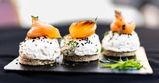 Menú libanés con bebida y postre o café en Restaurante Abara