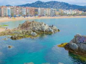 Lloret de Mar: apartamento con vistas al mar para 4 personas