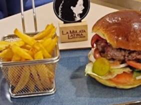 Menú de hamburguesas y cócteles para 2 en La Latina