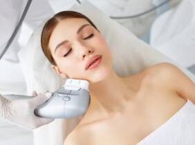 ¡Limpieza facial con radiofrecuencia para renovar tu piel!