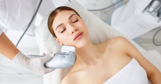 ¡Limpieza facial con radiofrecuencia para renovar tu piel!