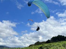 Vuelo biplaza en parapente para una o dos personas en Asturias