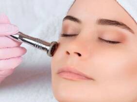 Limpieza facial con punta de diamante en Tulime Salón De Belleza