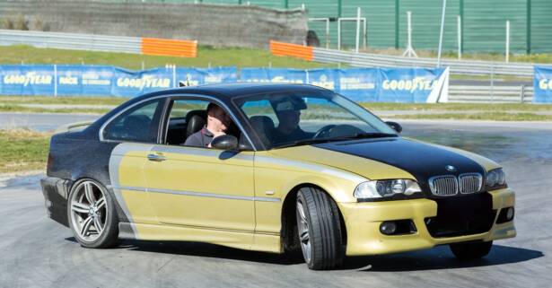 Conducción Drift con un BMW Serie 3 Kit M (200 cv)