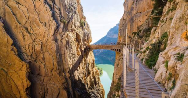 Málaga: hasta 3 noches con entradas a El Caminito del Rey