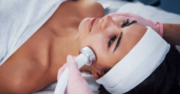 Limpieza facial con radiofrecuencia o presoterapia en The Good Hands