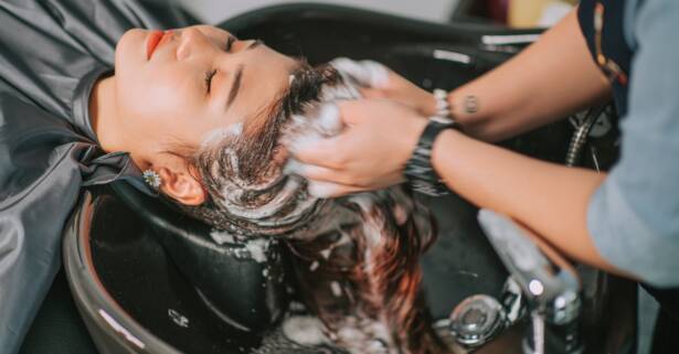 Sesión de peluquería con opción a tinte y mechas en Flower de Palma