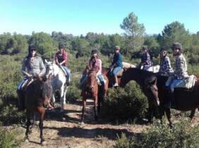 Ruta a caballo para 2 o 4 personas en La Suara