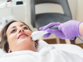 Tratamiento facial con radiofrecuencia en Alfa Clinics Zaragoza