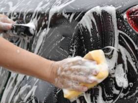 Lavado de coche mediano en Auto Spa Princesa