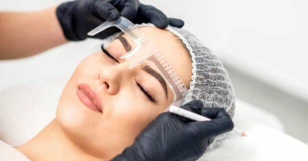 ¡Consigue cejas perfectas con microblading! ¡Despierta tu belleza!