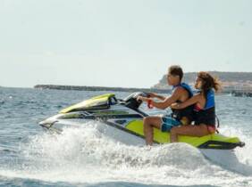 Excursión en moto de agua individual o doble en Water Sports Tenerife