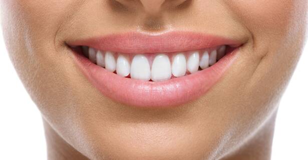 Blanqueamiento dental Led y limpieza bucal