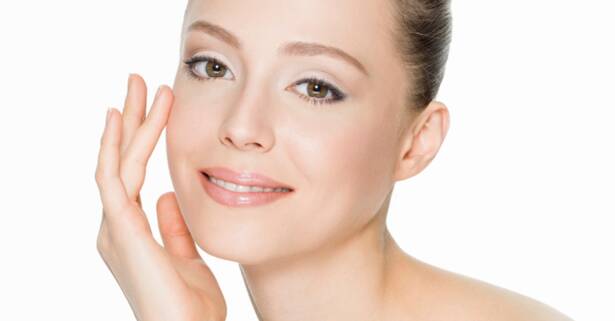 Sesión de peeling facial con ácido glicólico