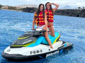 Excursión en moto de agua para 1 o 2 con Tenerife World Of Watersports