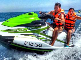 ༄ Alquiler de moto de agua para 1 o 2 y acceso a Beach Club Cala Blava