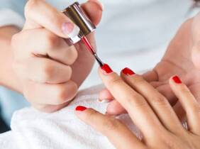 Uñas de ensueño con una manicura y/o pedicura semipermanente