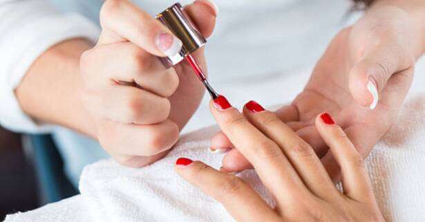 Uñas de ensueño con una manicura y/o pedicura semipermanente