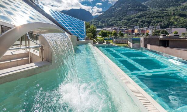 Andorra: habitación doble con desayuno