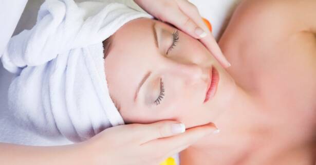 Limpieza facial a elegir en Pink Door Salon