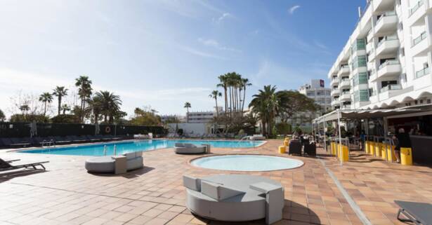 Day Pass con piscina y BBQ en AxelBeach Maspalomas