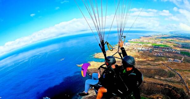 Vuelo en parapente standard o plus para 1 persona con Go Sporting Club