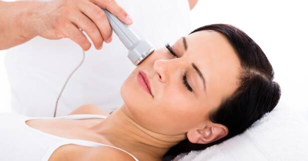 Tratamiento facial IPL en Ana Llovera Estética Avanzada