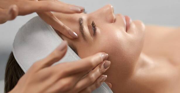 Tratamiento facial antiedad o purificante en Beauty Clinic