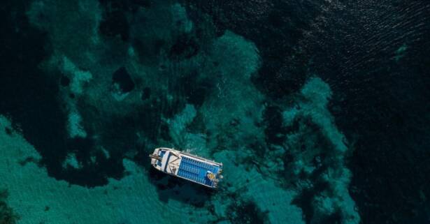 Explora la belleza oculta del mar: aventura acuática en Mallorca