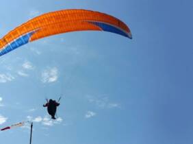 ¡Vuelo en parapente en Jaén para 1 o 2 personas!