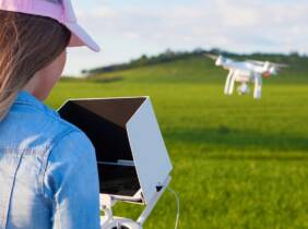 ¡Conviértete en un as del cielo con nuestro curso de piloto de drones!