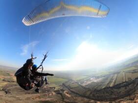 Vuelo parapante o paramotor de 20 minutos con Fotos con Airparapente