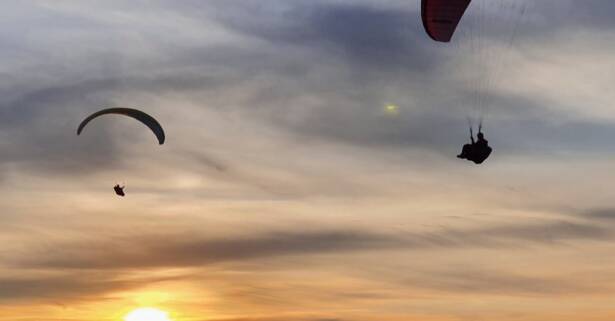 Vuelo biplaza en parapente para una persona en Fly Parapente