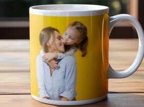 ¡Hazle sonreír! Regala una taza con foto personalizable de Photo Gifts